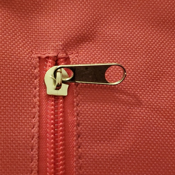 Hello Kitty Handbag - Picture 4 of 6